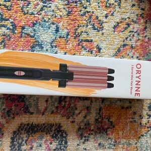 ORYNNE Pink and Black Hair Waver